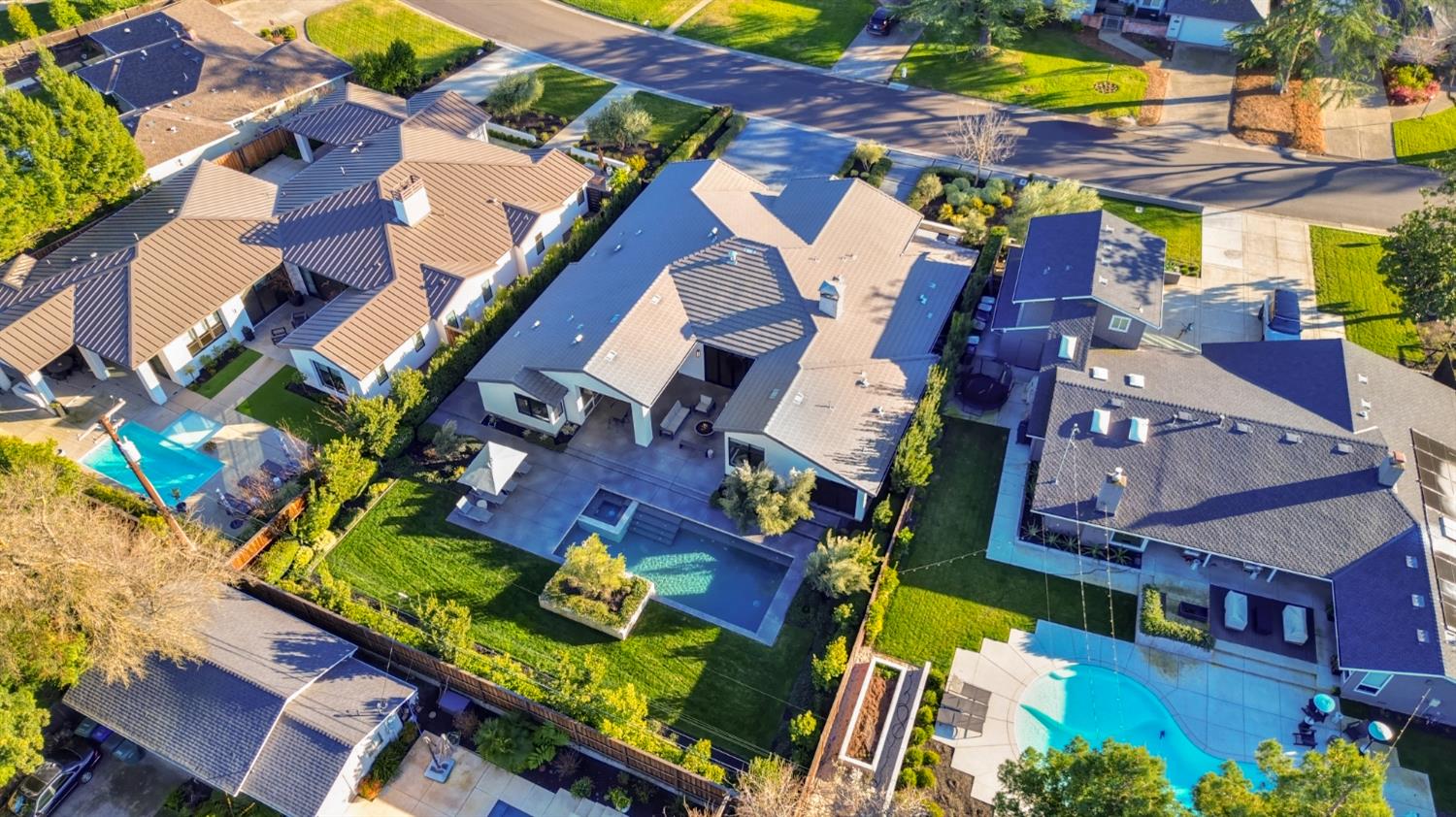 3321 Sierra Oaks Drive