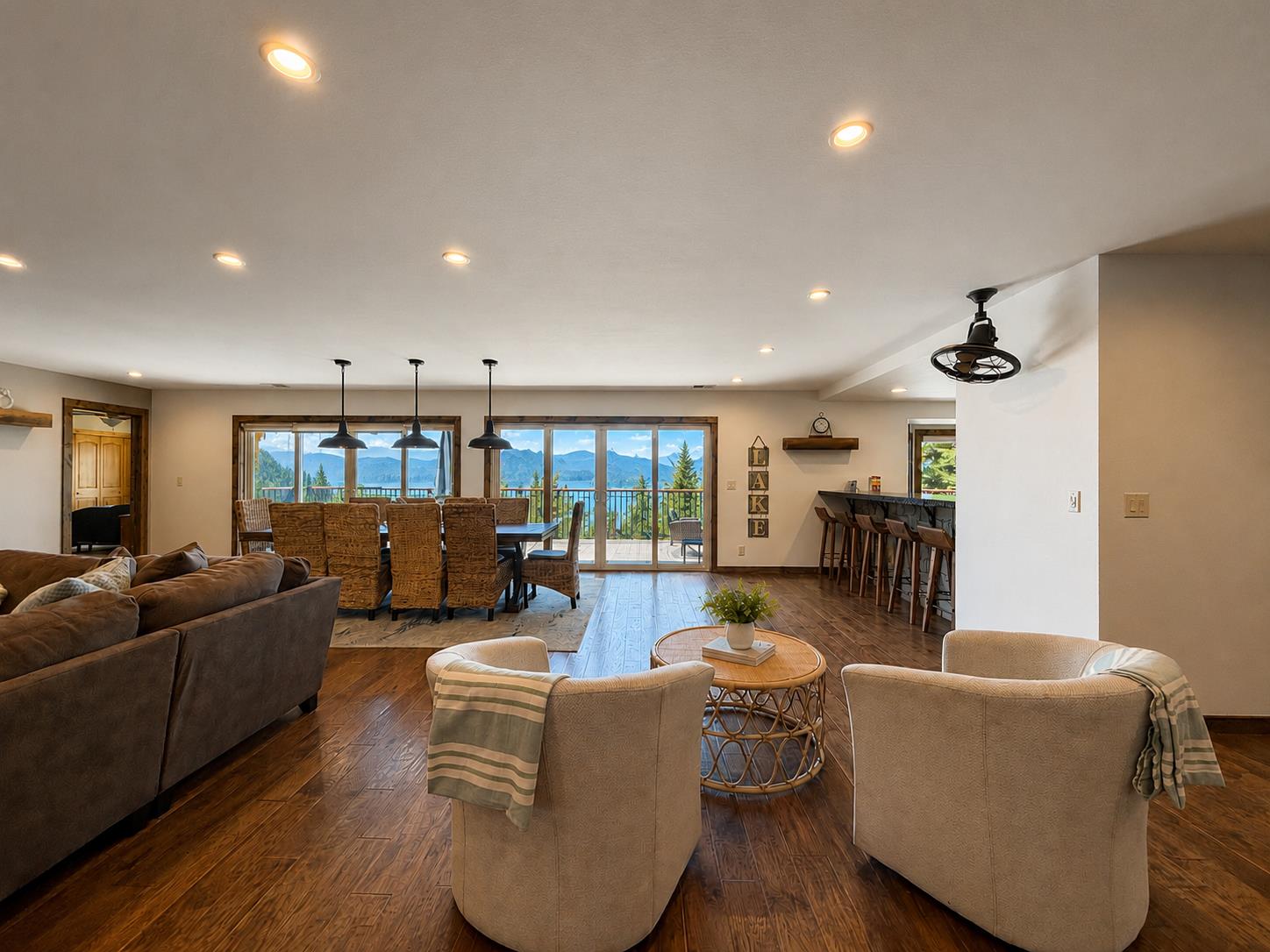 1127 Lassen View Drive