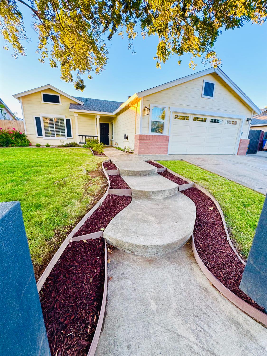 1619 Lariat Lane