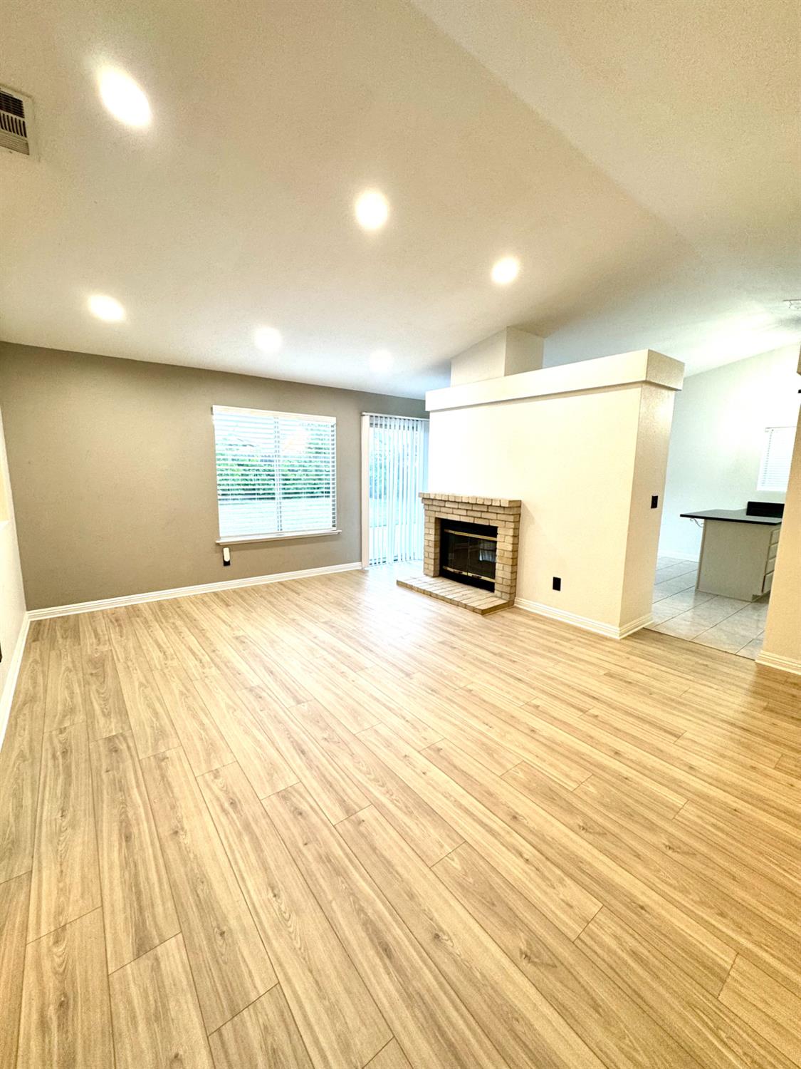 1619 Lariat Lane