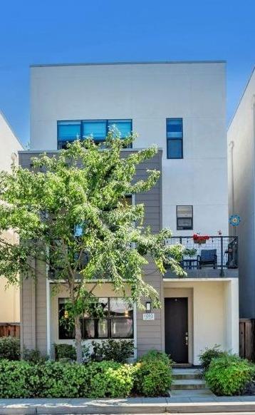 1010 Mint Chip Lane