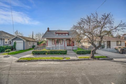 1221 N Lincoln Street Stockton CA 95203