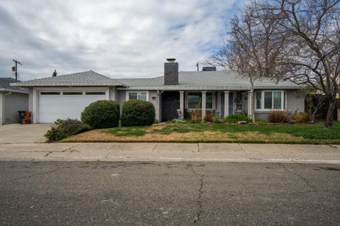 6241 San Martin Street North Highlands CA 95660