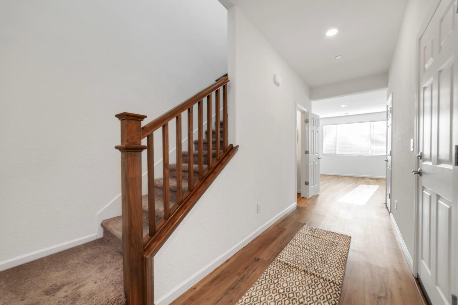 3332 Auburn Leaf Loop