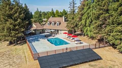 8724 N Oaks Drive, Oakdale, CA 95361 - MLS#: 225038426