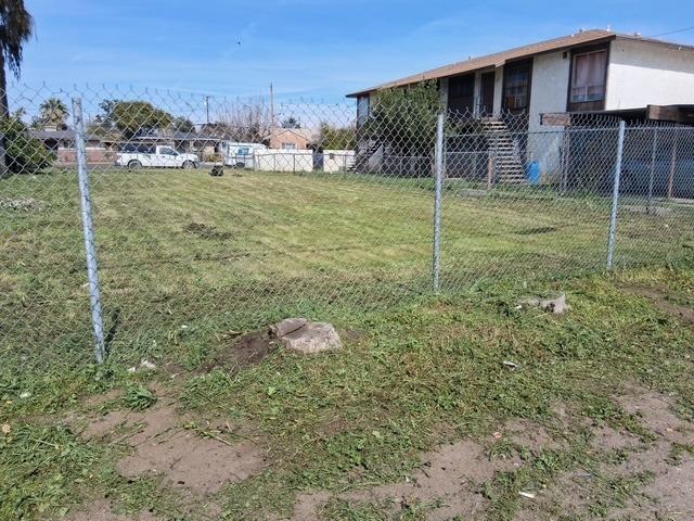 3280 E Olive Avenue