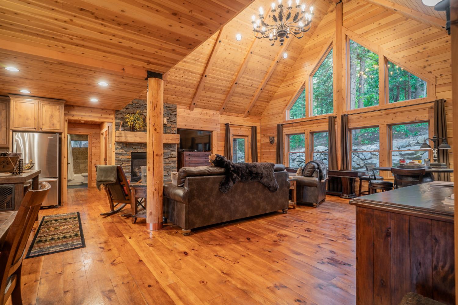 3716 Shoshone Drive
