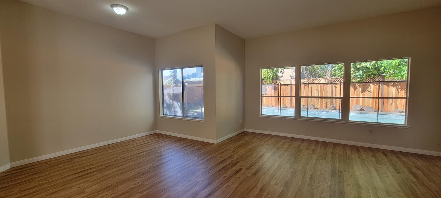 9017 Laguna Springs Way