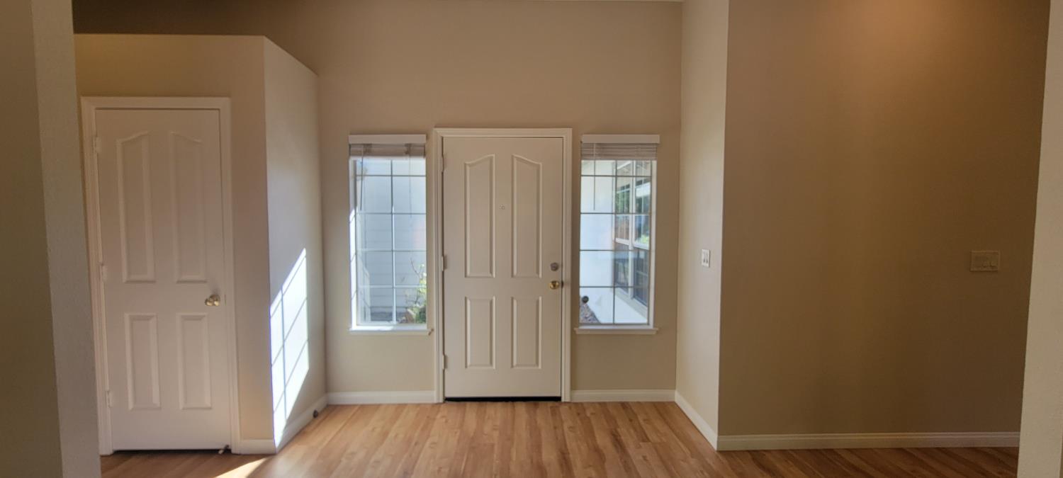 9017 Laguna Springs Way