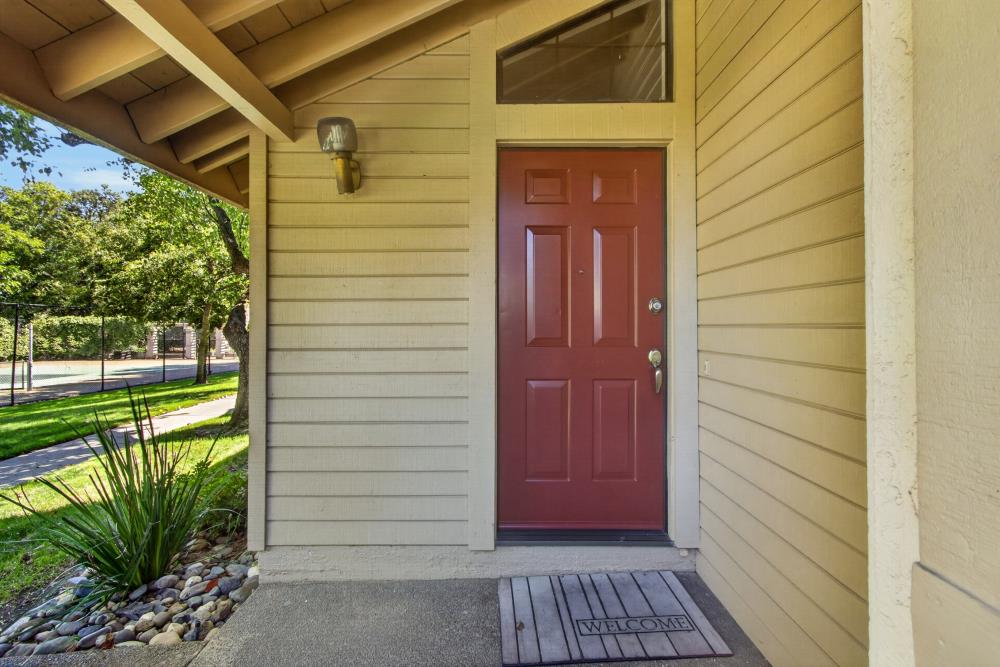 7516 Creekridge Lane