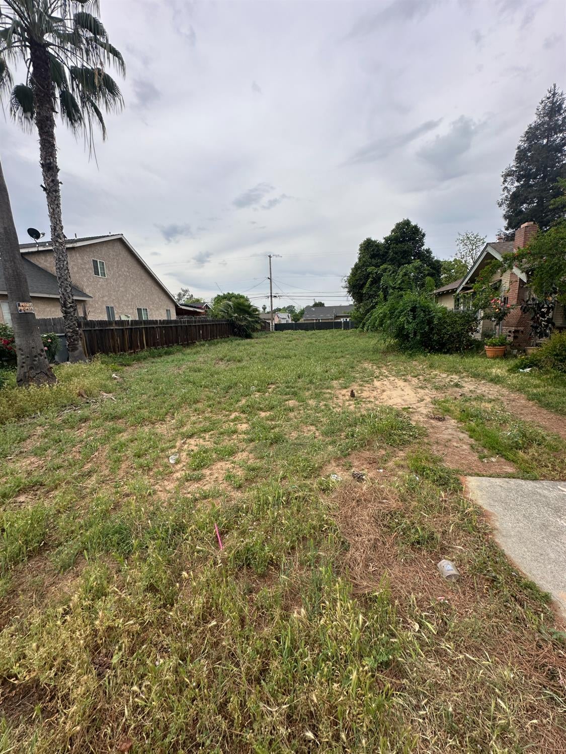 269 W Alluvial Avenue