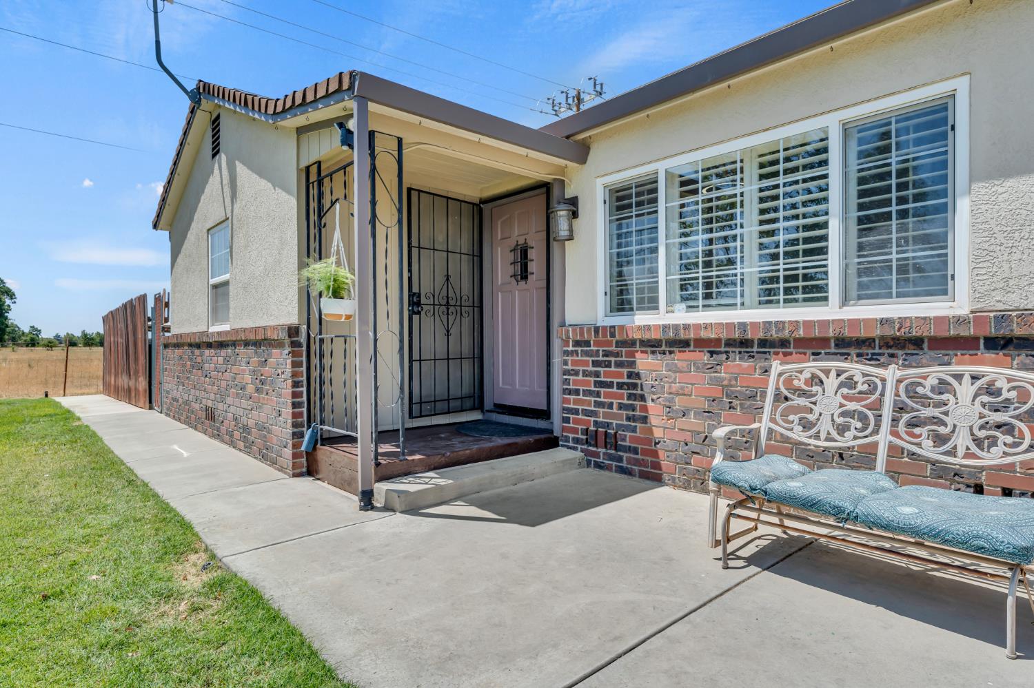 Galt, California 95632, United States, 2 Bedrooms Bedrooms, ,1 BathroomBathrooms,Residential,Active,159234