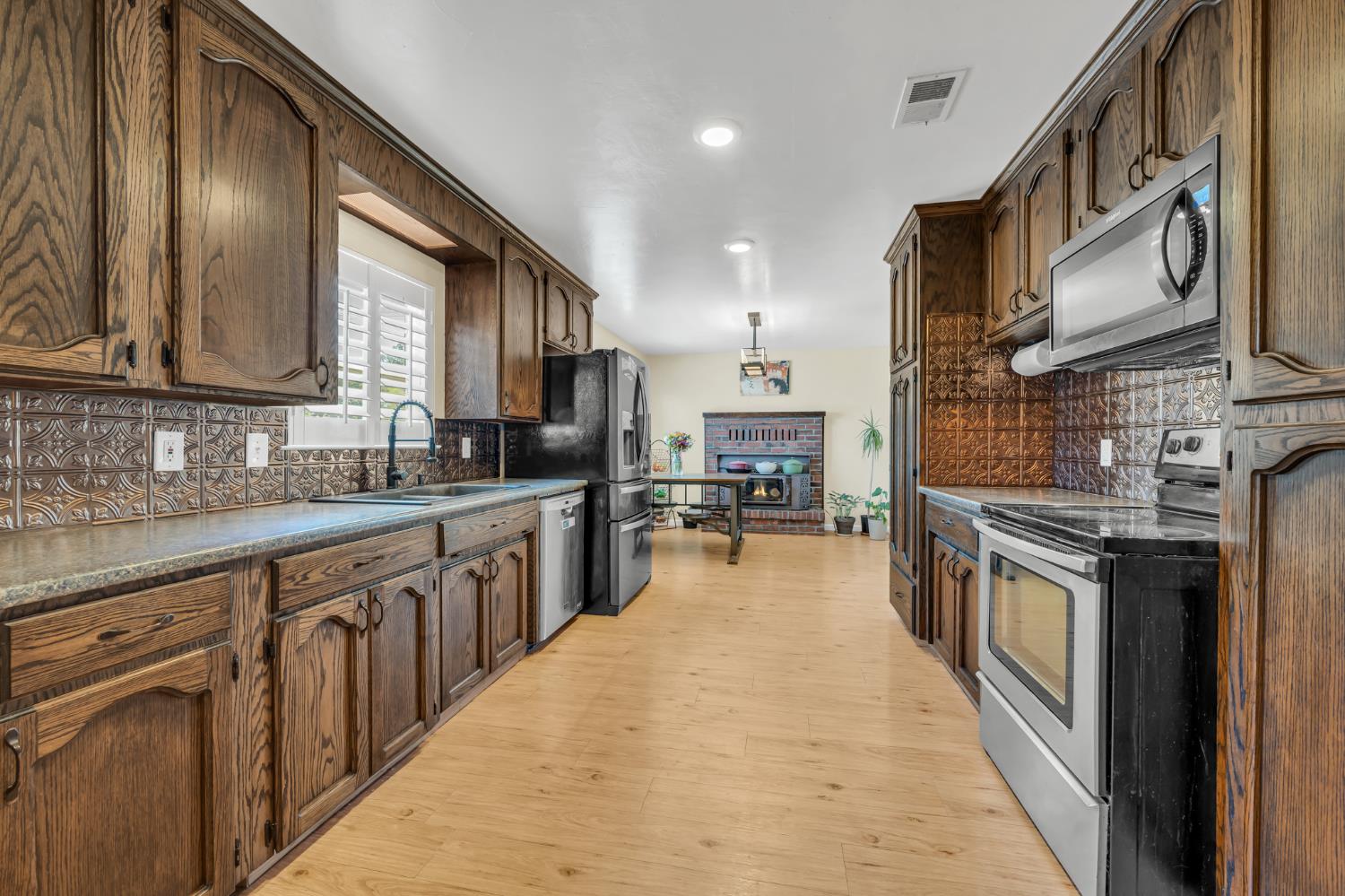 Galt, California 95632, United States, 2 Bedrooms Bedrooms, ,1 BathroomBathrooms,Residential,Active,159234