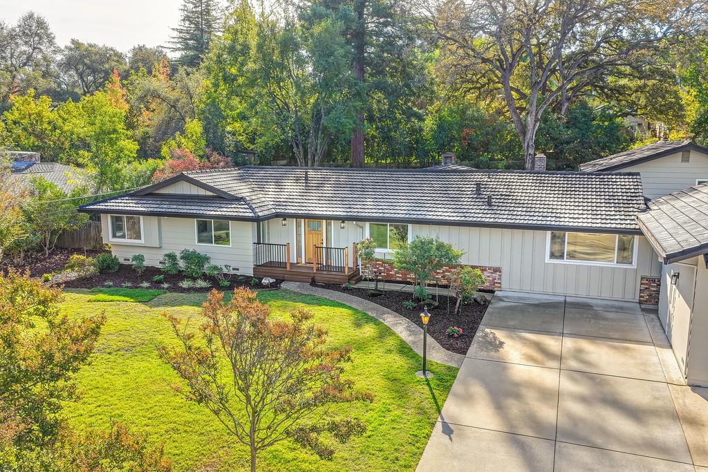 9842 Valley Pines Drive
