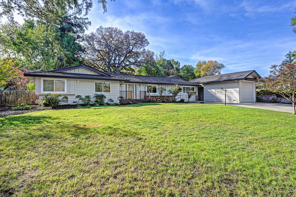 9842 Valley Pines Drive