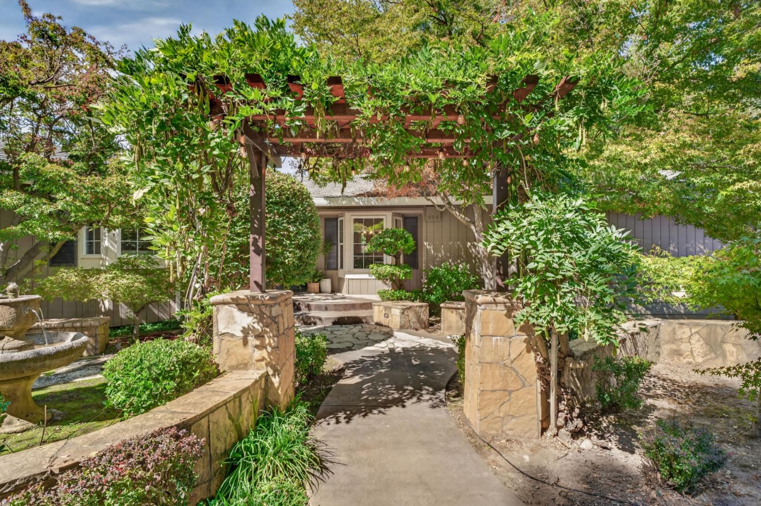 7030 Morningside Drive