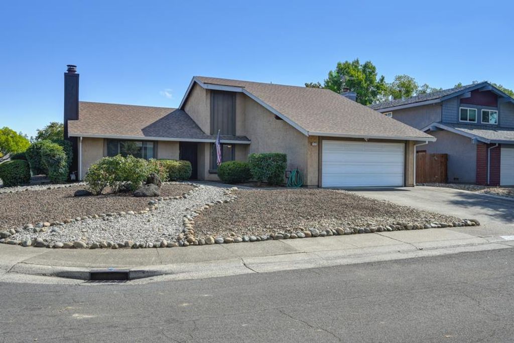 Photo of 11218 Platte River Court, Rancho Cordova, CA 95670 (MLS # 225146785)