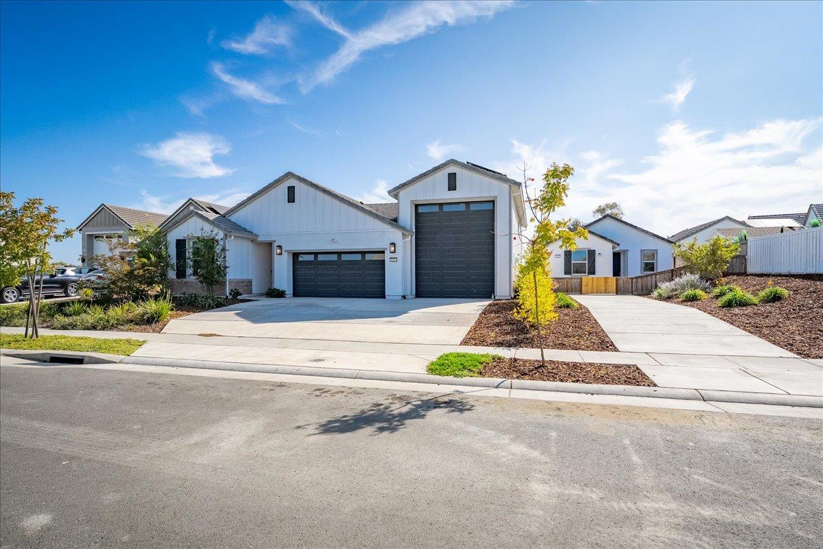4840 Zinfest Lane