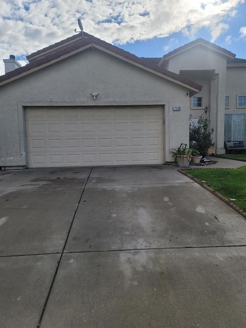 7140 Rotella Drive Sacramento CA 95824