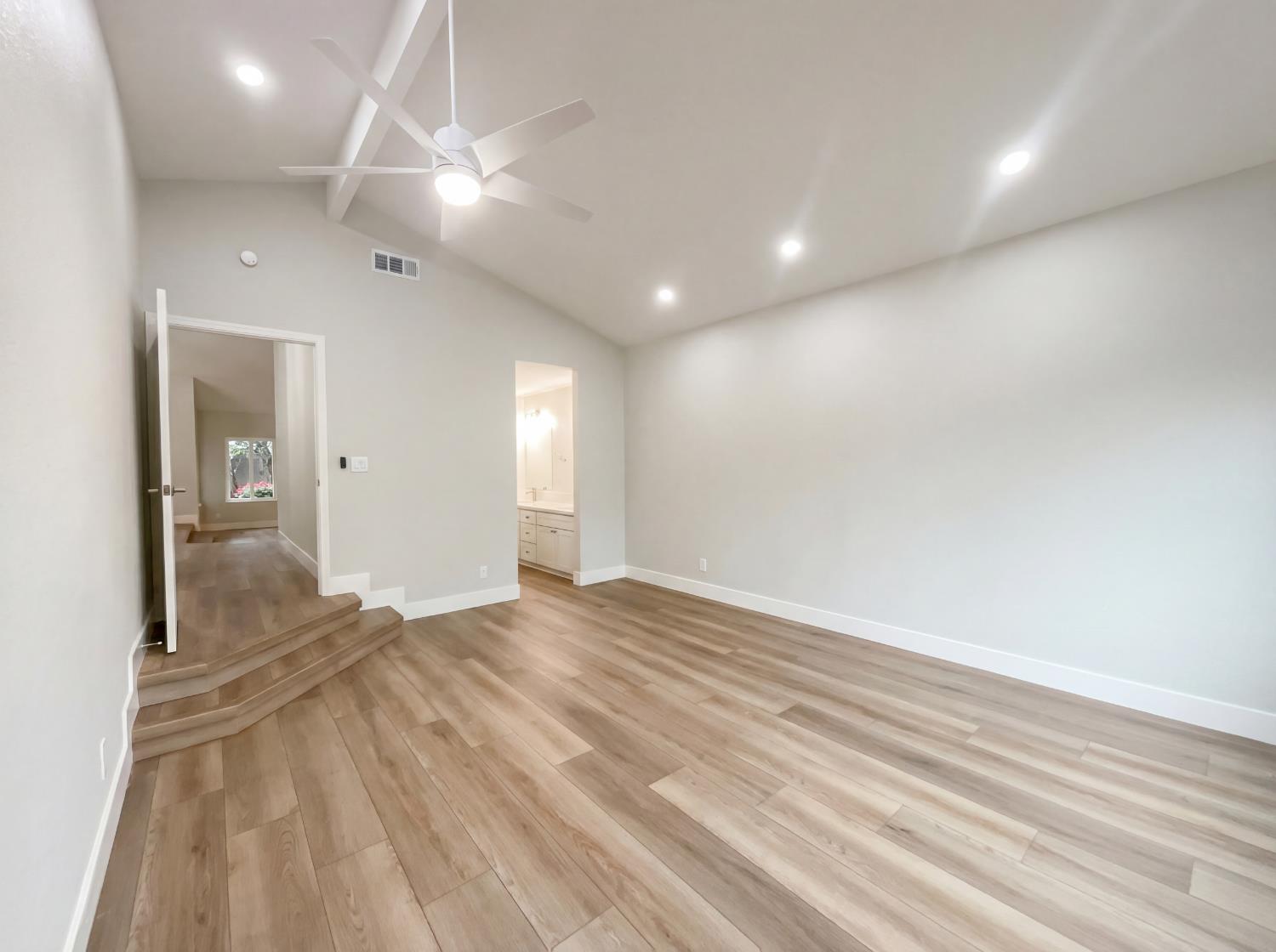 1005 Cottonwood Drive