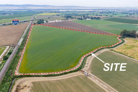 3549 W Canal Boulevard Tracy CA 95304