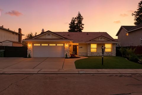 1671 Davis Street Ripon CA 95366