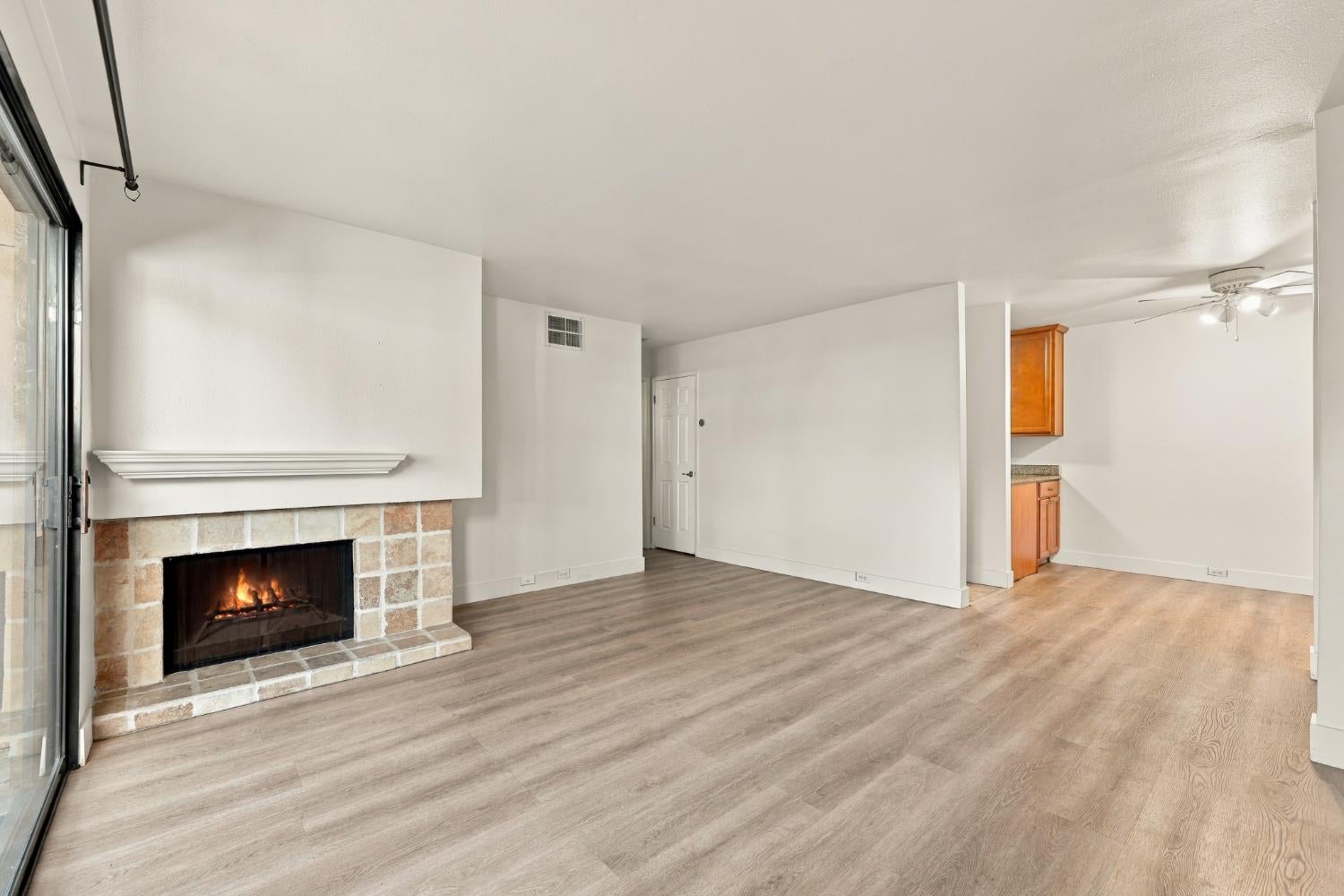 512 Woodside Oaks 7