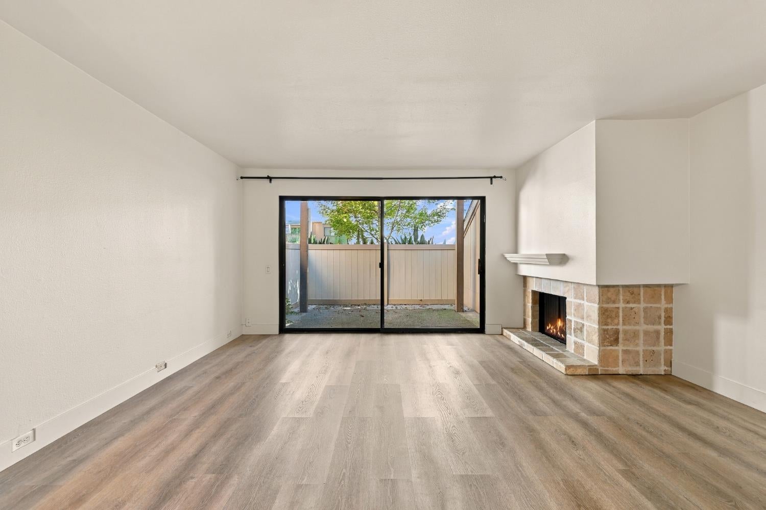 512 Woodside Oaks 7