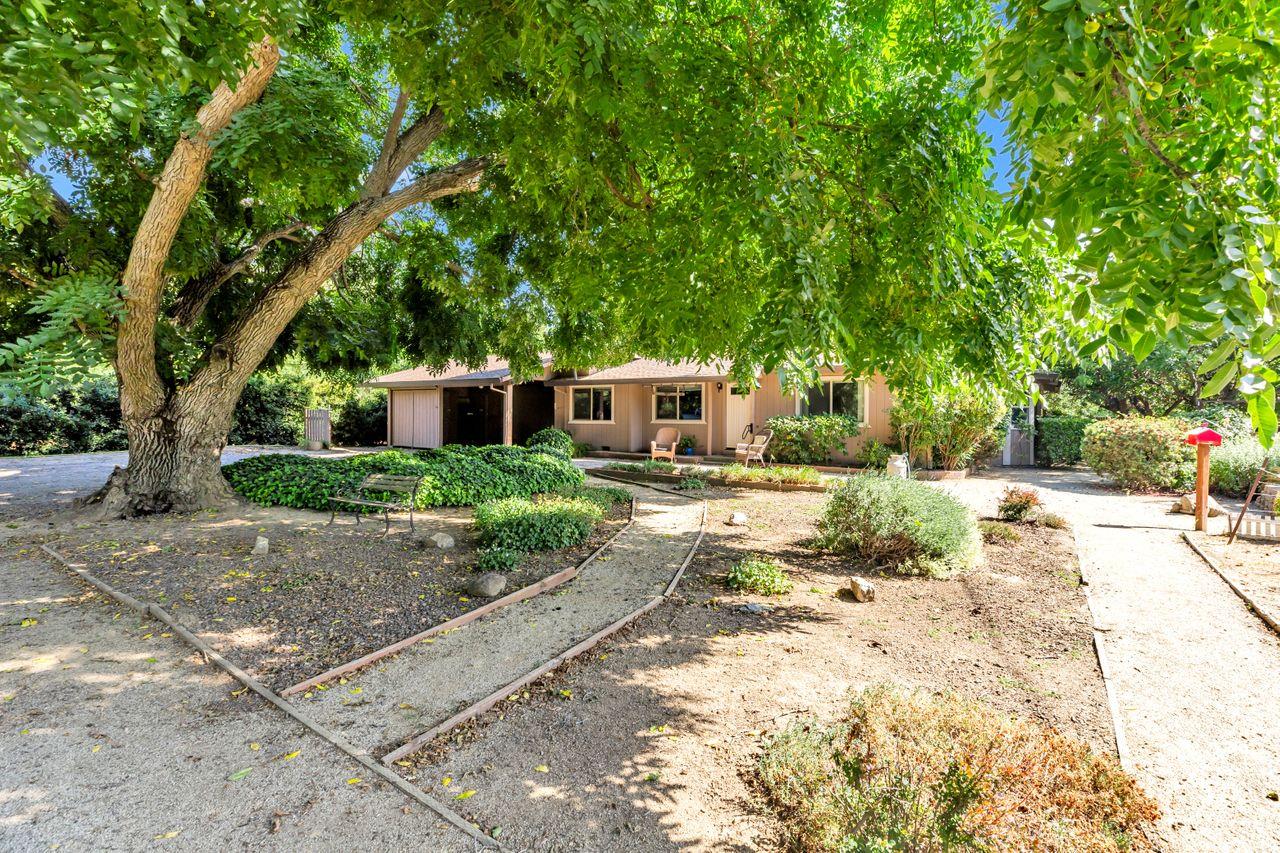 34791 Creeksedge Road