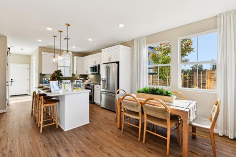 8655 Starburst Way Sacramento CA 95823