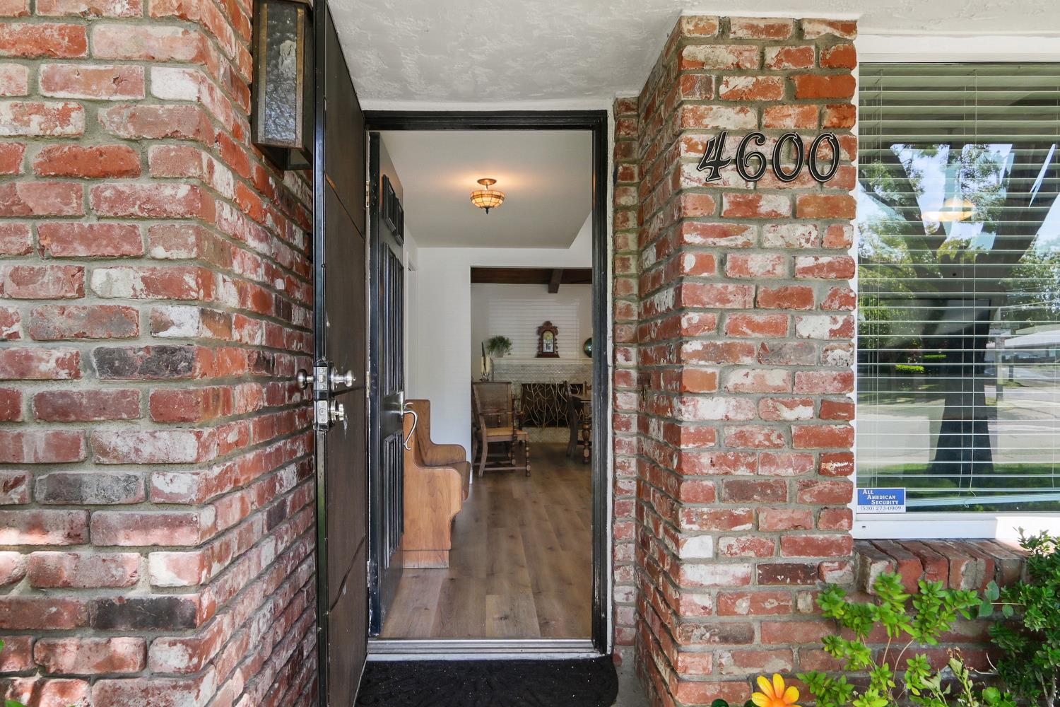 4600 Shaftesbury Court