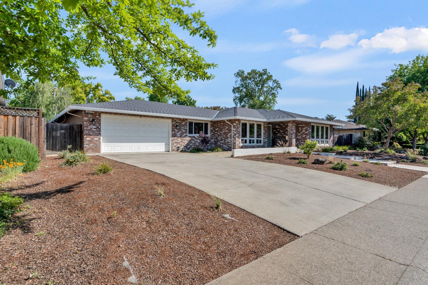 4644 American River Drive
