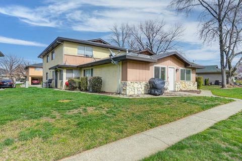 3671 Galena Drive Unit 1, Auburn, CA 95602 - MLS#: 225022408