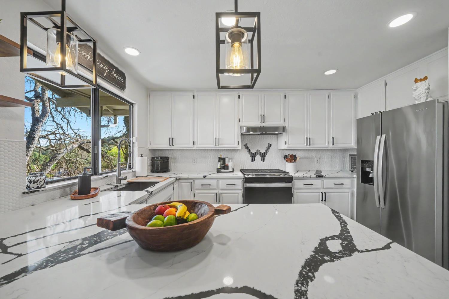 2077 Greenbriar Road