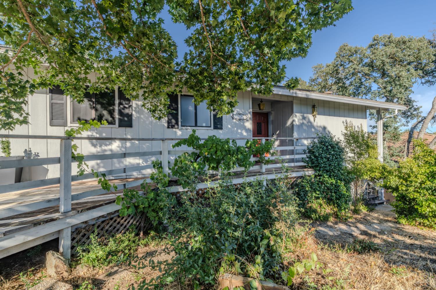 2077 Greenbriar Road