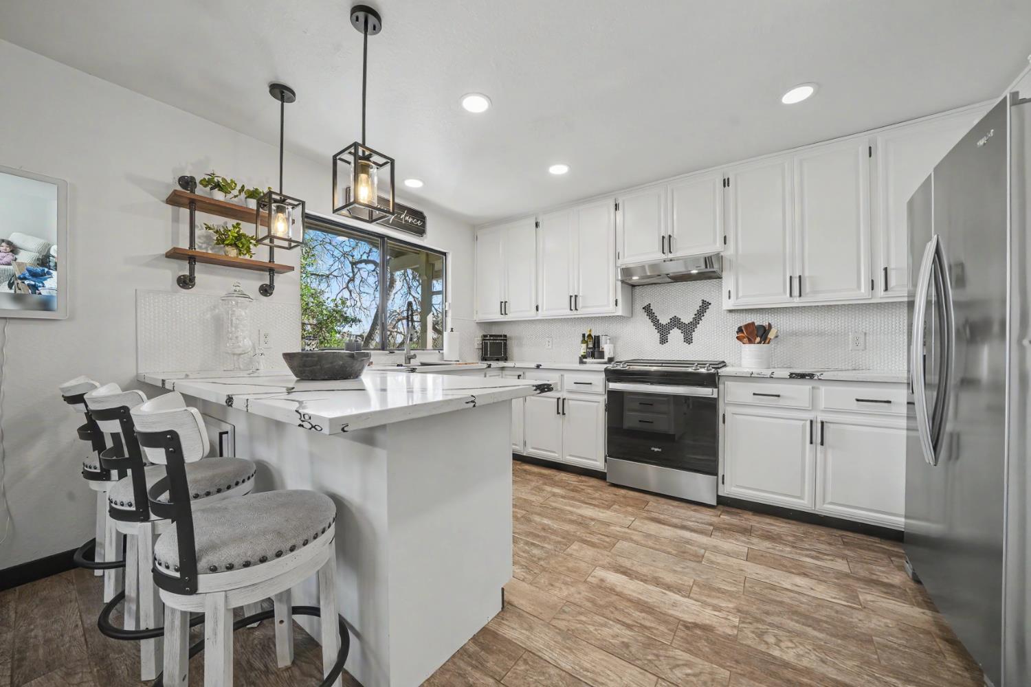2077 Greenbriar Road