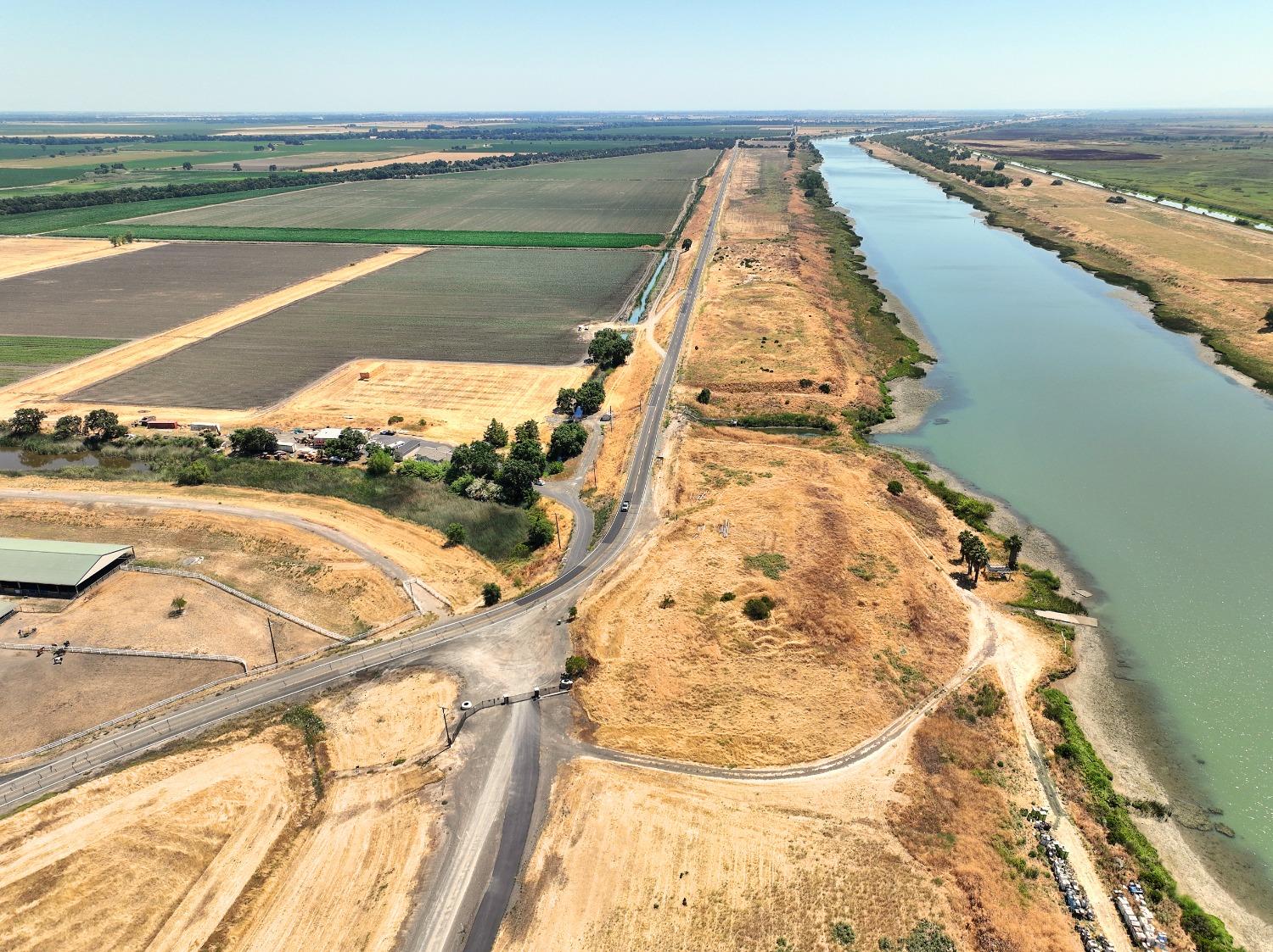 32508 Jefferson Blvd