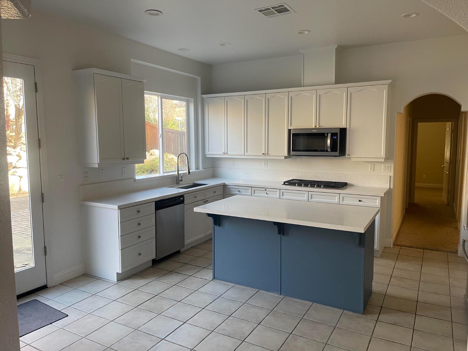 4004 Prairie Falcon Drive