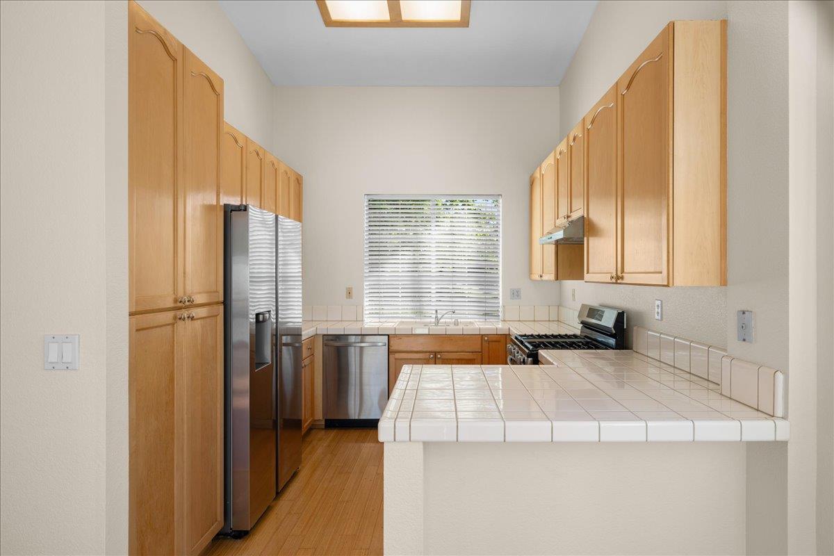 1074 Rathbone Circle