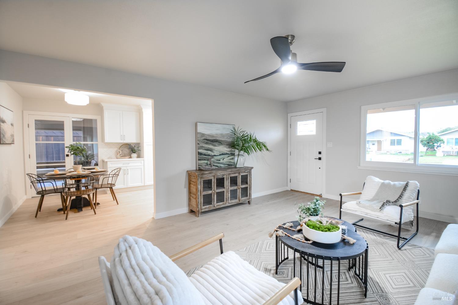 140 E Hemlock Street