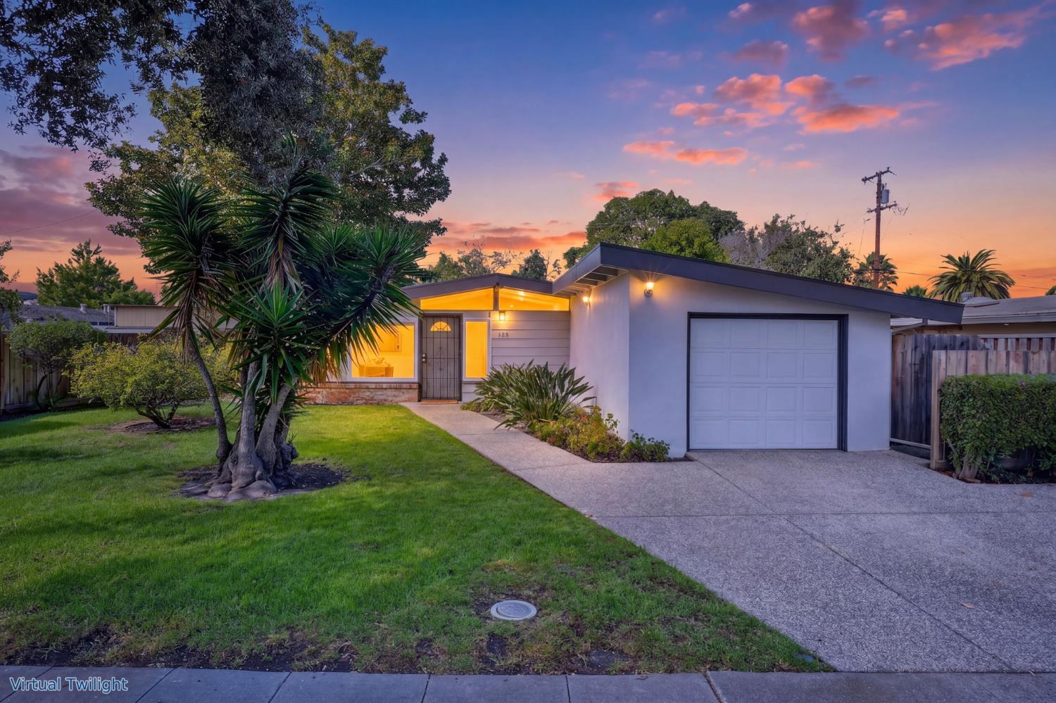 769 LAKEMUIR Drive