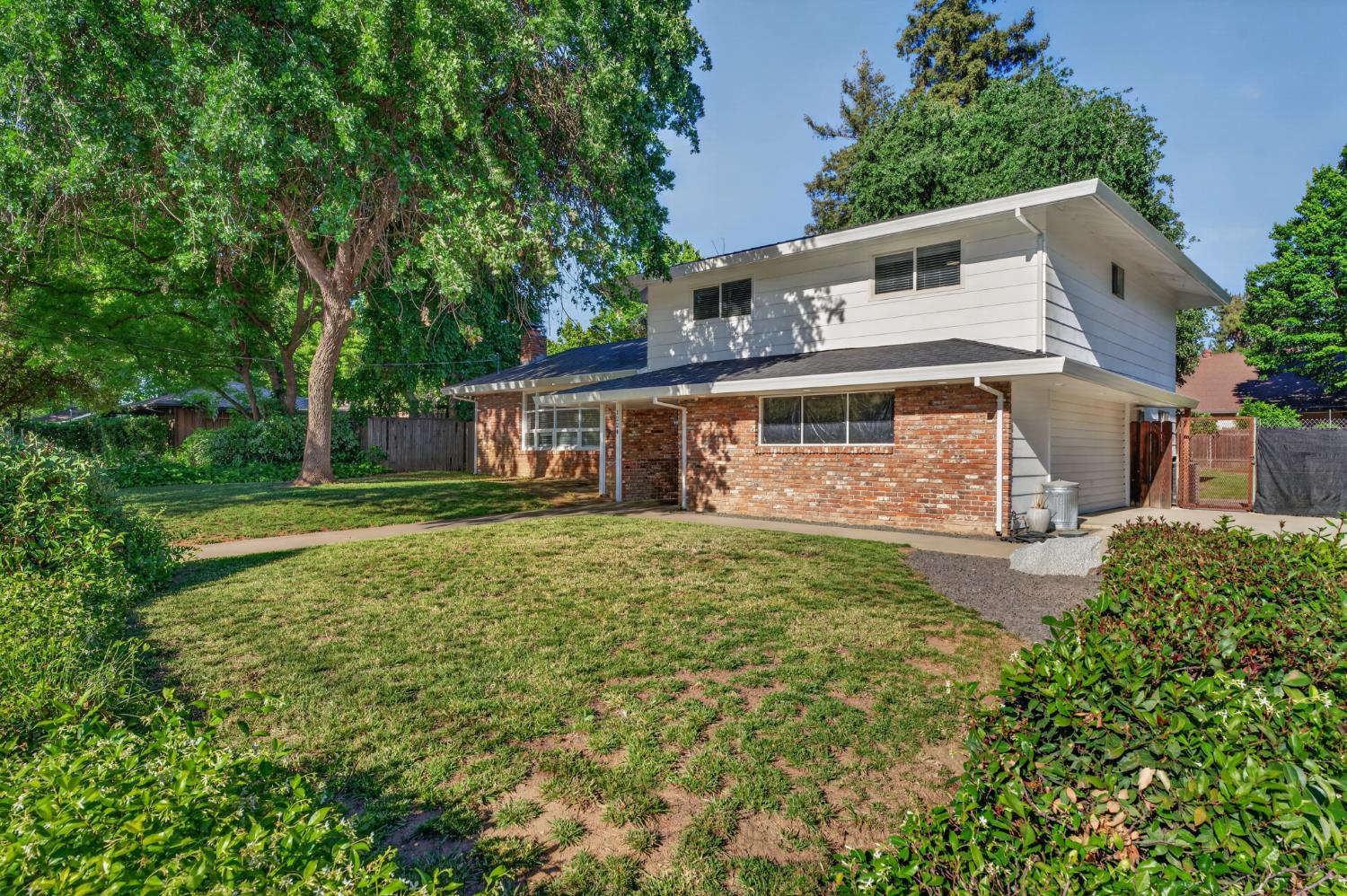 1224 Highland Avenue