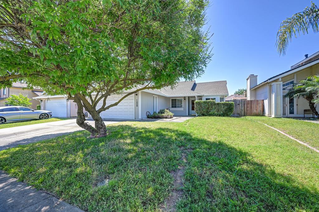 1028 Fallon Woods Way
