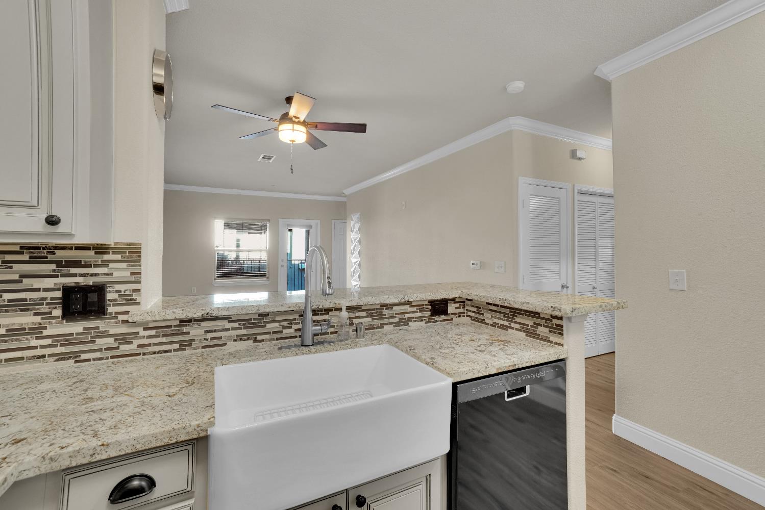 8434 Walerga Road 128