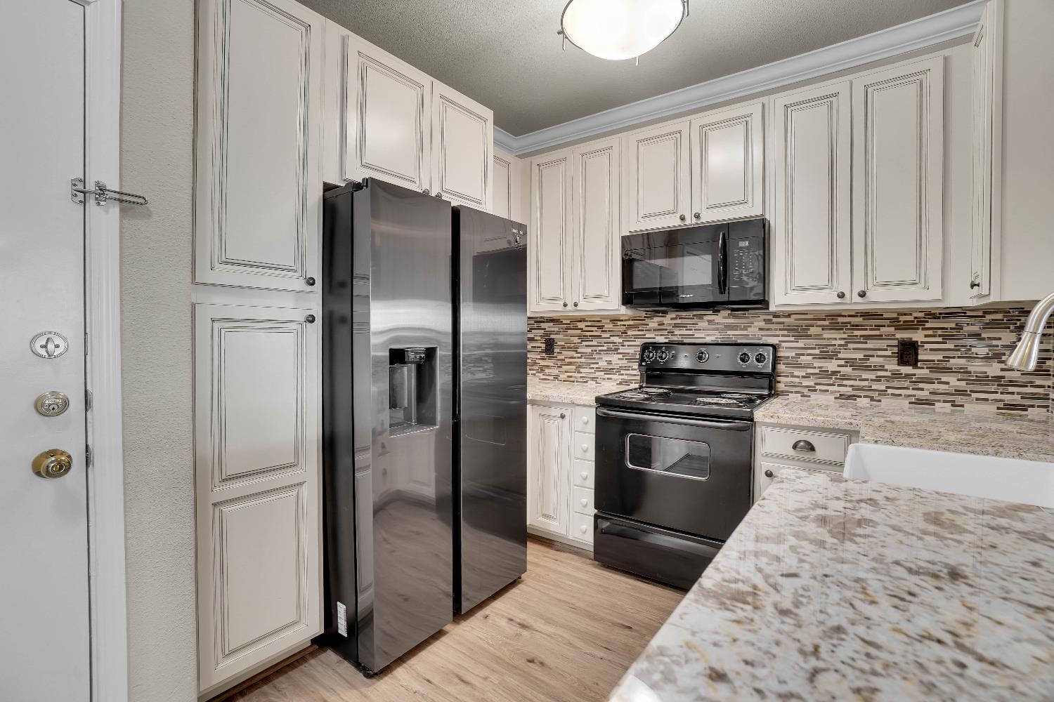 8434 Walerga Road 128