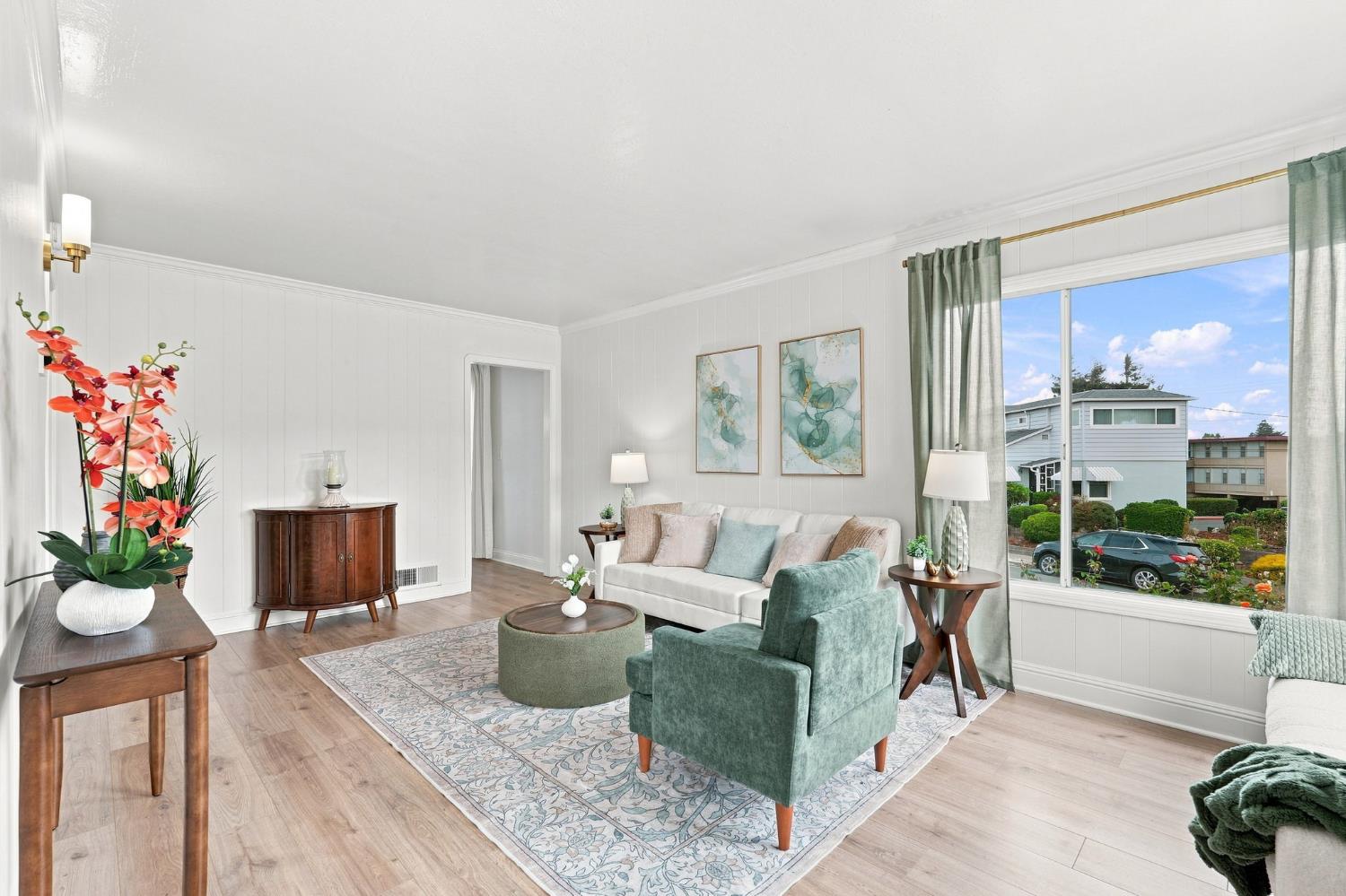 1100 Lassen Street