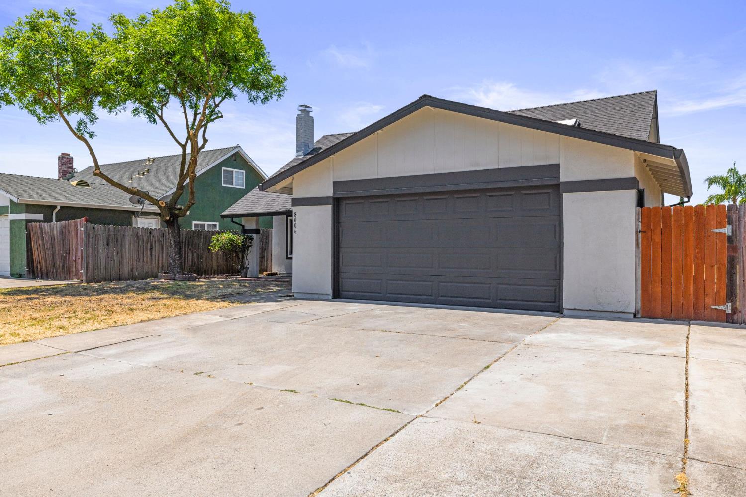 8006 Center Parkway
