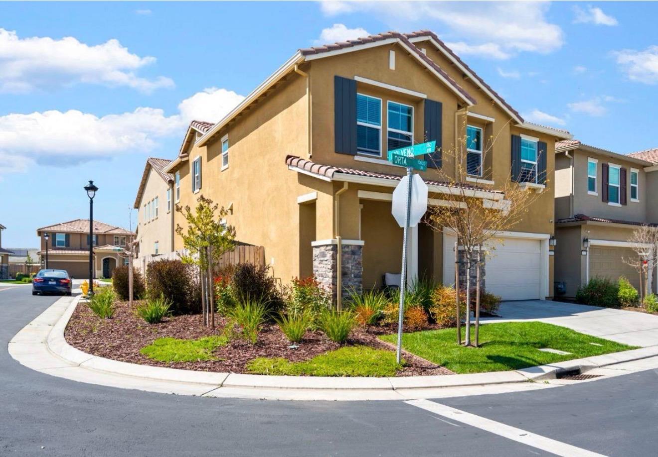 10807 Orta Lane