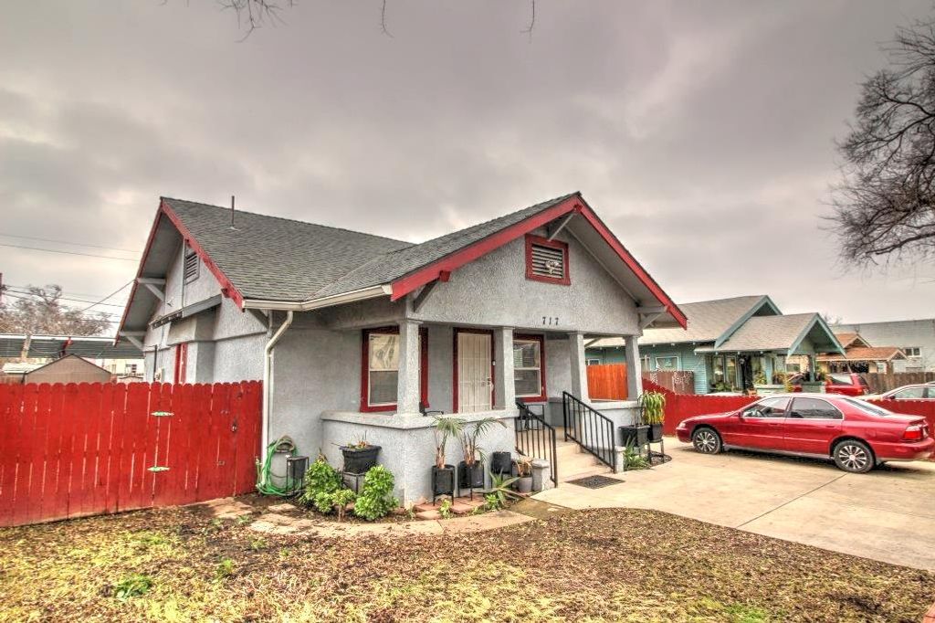 Photo of 717 2nd St. St, Modesto, CA 95351 (MLS # 226007453)