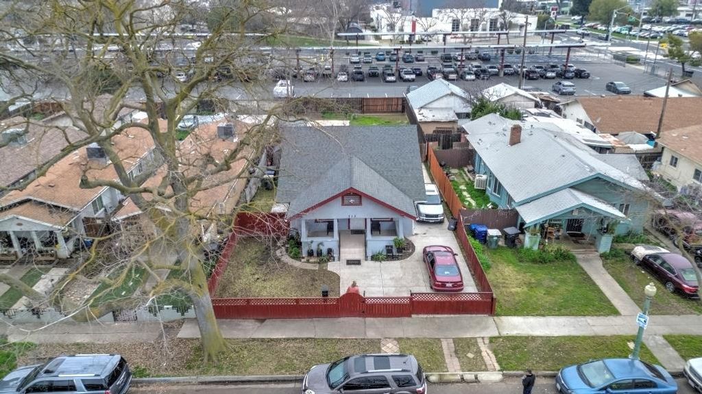 Photo of 717 2nd St. St, Modesto, CA 95351 (MLS # 226007453)